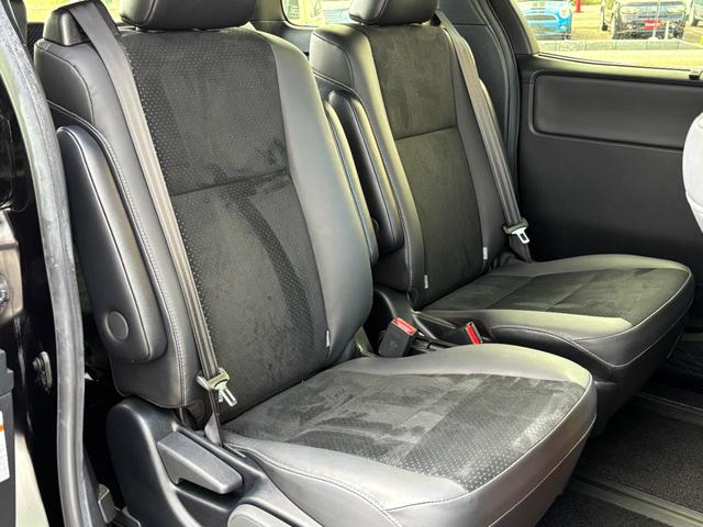 ヴォクシー ＺＳ　煌ＩＩＩ　純正９型ナビ　地デジＴＶ　バックカメラ　ＥＴＣ　セーフティセンス　前後ソナー　前後ドラレコ　ＬＥＤヘッド　オートマチックハイビーム　クルーズコントロール　合皮コンビシート　スマートキー２個　ナノイー（29枚目）