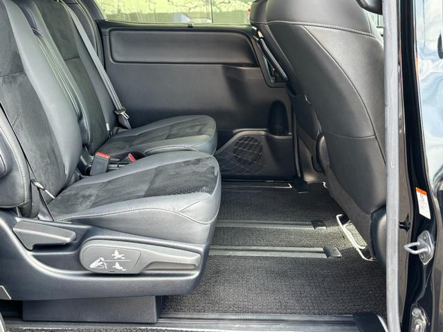 ヴォクシー ＺＳ　煌ＩＩＩ　純正９型ナビ　地デジＴＶ　バックカメラ　ＥＴＣ　セーフティセンス　前後ソナー　前後ドラレコ　ＬＥＤヘッド　オートマチックハイビーム　クルーズコントロール　合皮コンビシート　スマートキー２個　ナノイー（64枚目）