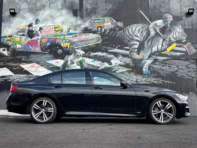 7シリーズ 740d xDrive Mスポーツ 保証半年付 サンルーフ コニャックレザーシート LEDレーザーライト LEDフォグライト ドライビングアシストプラス 純正20インチAW 前席マッサージシート HDDナビ HUD パーキングアシスト(6枚目)