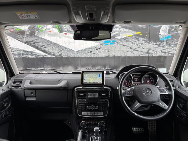 Gクラス G350d ラグジュアリーpkg ブラックレザーシート サンルーフ 純正ナビ 地デジTV バックカメラ レーダー探知機 ETC シートヒーター パーキングセンサー(3枚目)