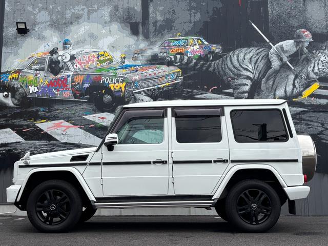 Gクラス G350d ラグジュアリーpkg ブラックレザーシート サンルーフ 純正ナビ 地デジTV バックカメラ レーダー探知機 ETC シートヒーター パーキングセンサー(10枚目)