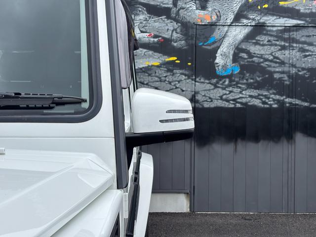 Gクラス G350d ラグジュアリーpkg ブラックレザーシート サンルーフ 純正ナビ 地デジTV バックカメラ レーダー探知機 ETC シートヒーター パーキングセンサー(24枚目)