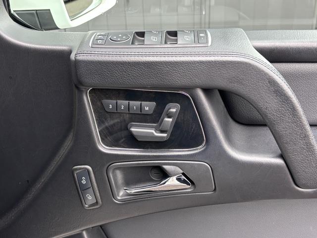 Gクラス G350d ラグジュアリーpkg ブラックレザーシート サンルーフ 純正ナビ 地デジTV バックカメラ レーダー探知機 ETC シートヒーター パーキングセンサー(28枚目)