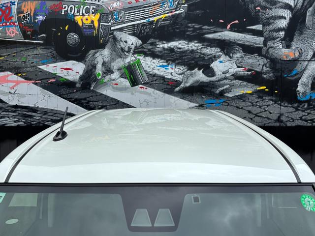 ルーミー G 1年保証付き 社外ナビ バックカメラ 両側パワスラ 前席シートヒーター リア席テーブル スマートアシスト LEDヘッドライト ステアリングスイッチ 前後ソナー オートハイビーム 充電用USB端子(12枚目)