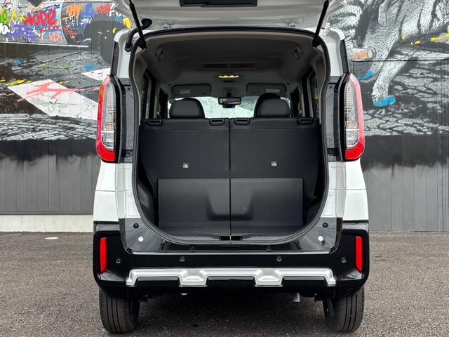 デリカミニ T プレミアム メーカー保証継承 アルパイン11型DA デジタルミラー マルチアラウンドモニター マイパイロット 両側パワースライド ハンドルヒーター 前席シートヒーター 電子パーキング LEDヘッド・フォグ(34枚目)