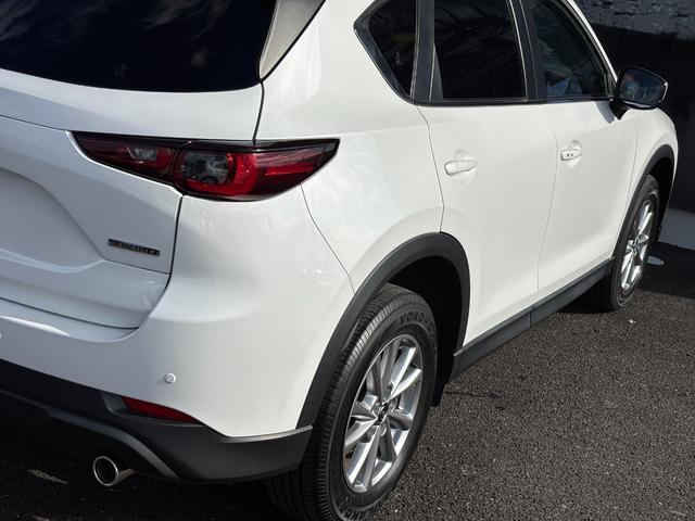 ＣＸ－５ ＸＤ　スマートエディション　１０．２５インチディスプレイ　全周囲カメラ　インテリキー２個　前後パーキングセンサー　フルセグＴＶ　レーダークルーズ　ブラインドスポット　ＬＥＤヘッド　ＥＴＣ　ＨＵＤ　ＣａｒＰｌａｙ　取説保証書有り（43枚目）