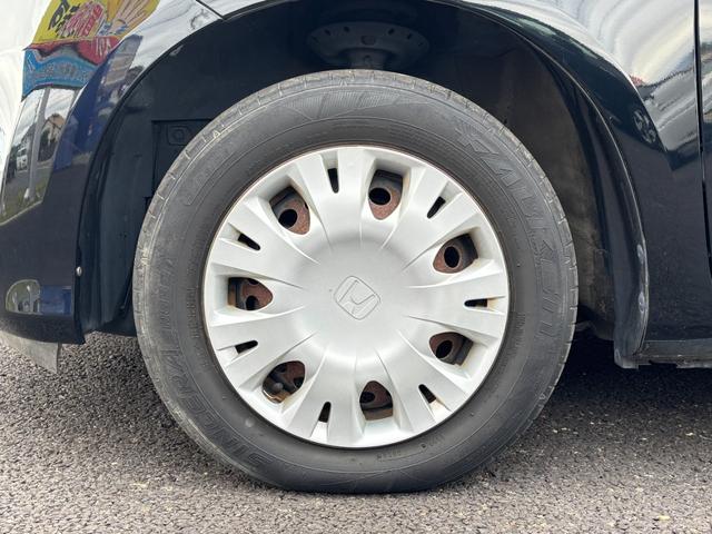 フィット 13G・スマートセレクション ファインスタイル 1年保証付 純正ナビ HIDヘッド 1オーナー車 地デジTV リアカメラ ビルトインETC 前後ドラレコ スマートキー オートライト 電格ミラー 運転席アームレスト ステアリングスイッチ 取説・保証書(27枚目)