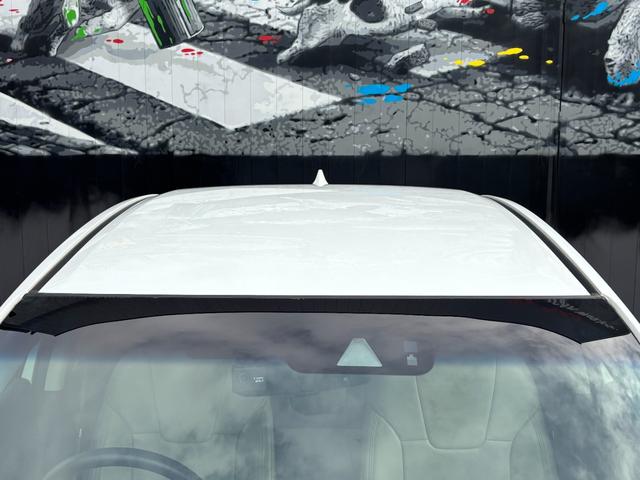 インサイト ＥＸ　１年保証付　無限エアロ　ＢＢＳアルミ　純正ナビ　フルセグＴＶ　リアカメラ　ＬＥＤヘッド　前後ドラレコ　ＥＴＣ　前席シートヒーター・パワーシート　ブラインドスポット　合皮コンビシート　スマートキー２個（12枚目）