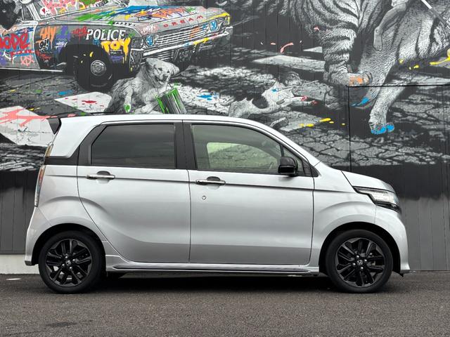 Ｎ－ＷＧＮカスタム Ｇ　ターボＳＳ２トーンカラースタイルパッケージＩＩ　１年保証付　純正ナビ　リアカメラ　ＥＴＣ　前後ドラレコ　フルセグＴＶ　クルーズコントロール　ＨＩＤヘッド　ＬＥＤフォグ　純正１５インチＡＷ　合皮コンビシート　前席シートヒーター　スマートキー２個（6枚目）