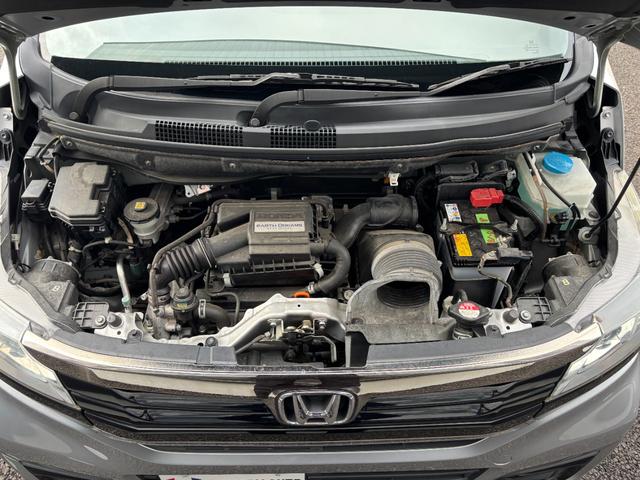 Ｎ－ＷＧＮカスタム Ｇ　ターボＳＳ２トーンカラースタイルパッケージＩＩ　１年保証付　純正ナビ　リアカメラ　ＥＴＣ　前後ドラレコ　フルセグＴＶ　クルーズコントロール　ＨＩＤヘッド　ＬＥＤフォグ　純正１５インチＡＷ　合皮コンビシート　前席シートヒーター　スマートキー２個（16枚目）