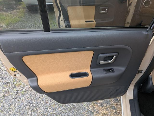 アルトラパン L タイミングチェーン 純正ホワイトアルミホイール 社外ナビ キーレスエントリー ベンチシート コラムオートマ エアコン パワーステアリング エアバック(41枚目)