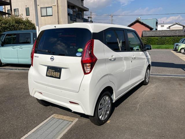 S 届出済未使用車 衝突軽減ブレーキ コーナーセンサー キーレスエントリー オートライト アイドリングストップ 電動格納ミラー マニュアルエアコン プライバシーガラス カーテンエアバッグ(6枚目)