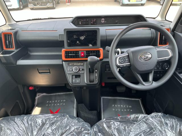 タント ファンクロス　届出済未使用車　両側電動スライドドア　衝突被害軽減ブレーキ　コーナーセンサー　スマートキー　アルミホイール　ルーフレール　ベンチシート　シートヒーター　ＬＥＤヘッドライト　バックカメラ（11枚目）