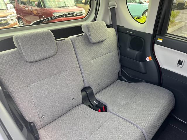 タント Ｘ　届出済未使用車　片側電動スライドドア　衝突被害軽減ブレーキ　コーナーセンサー　スマートキー　全方位カメラ　ＬＥＤヘッドライト　アイドリングストップ　ベンチシート　シートヒーター　横滑り防止機能（22枚目）