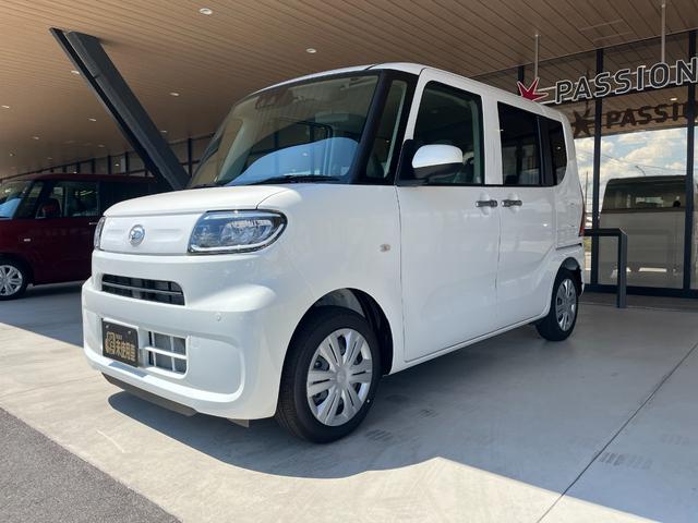 タント Ｌ　届出済未使用車　両側スライドドア　衝突被害軽減ブレーキ　コーナーセンサー　スマートキー　電動格納ドアミラー　ＬＥＤヘッドライト　アイドリングストップ　オートエアコン　ミラクルオープンドア（4枚目）