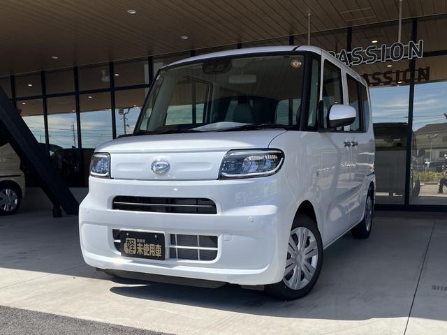 タント Ｌ　届出済未使用車　両側スライドドア　ワイドエントリーナビ　バックカメラ　アイドリングストップ　衝突被害軽減ブレーキ　コーナーセンサー　スマートキー　電動格納ドアミラー　ＬＥＤヘッドライト　オートエアコン（4枚目）