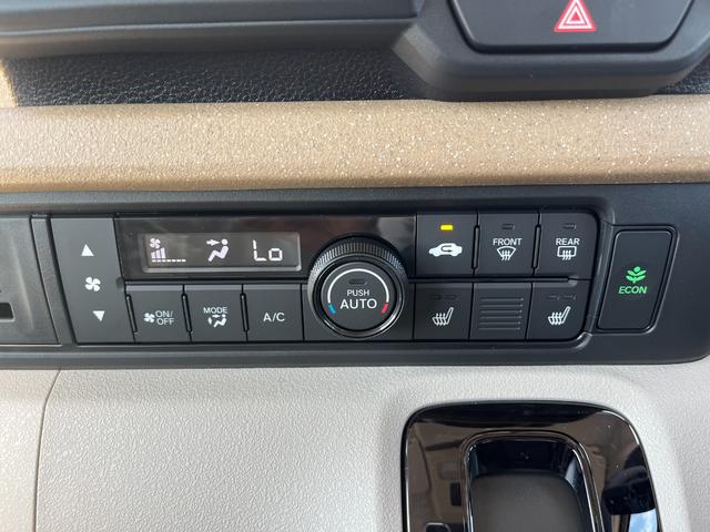 Ｎ－ＢＯＸ ベースグレード　届出済未使用車　片側電動スライドドア　衝突被害軽減ブレーキ　コーナーセンサー　アダクティブクルーズコントロール　アイドリングストップ　スマートキー　ＬＥＤヘッドライト　シートヒーター　バックカメラ（13枚目）