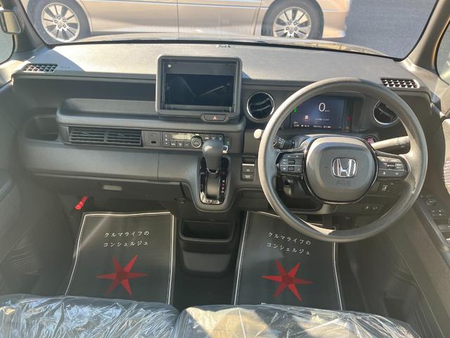 Ｎ－ＢＯＸカスタム ベースグレード　届出済未使用車　片側電動スライドドア　スマートキー　衝突被害軽減ブレーキ　電動格納ドアミラー　ＬＥＤヘッドライト　シートヒーター　バックカメラ　アルミホイール　ベンチシート　コーナーセンサー（12枚目）