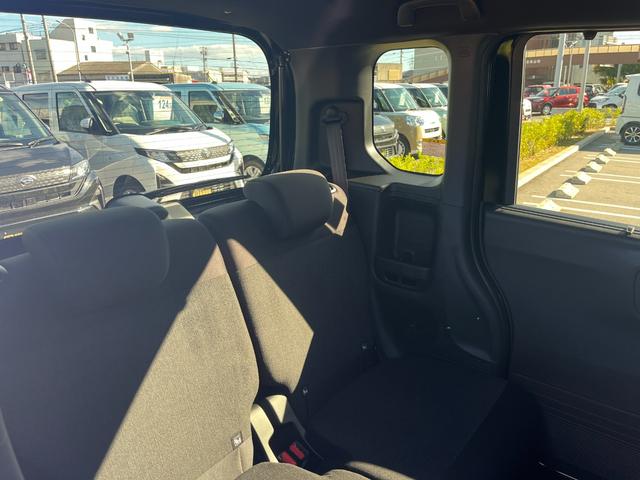 Ｎ－ＢＯＸカスタム ベースグレード　届出済未使用車　片側電動スライドドア　スマートキー　衝突被害軽減ブレーキ　電動格納ドアミラー　ＬＥＤヘッドライト　シートヒーター　バックカメラ　アルミホイール　ベンチシート　コーナーセンサー（22枚目）