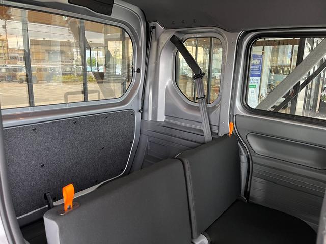 ★営業時間★ 【定休日は水曜日・木曜日です】営業時間は10:00〜18:30になっております。お気軽にお問い合わせください!!