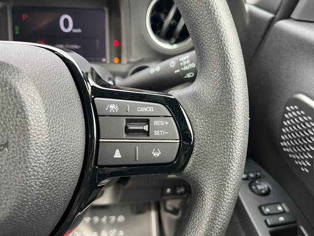 Ｎ－ＢＯＸカスタム ベースグレード　届出済未使用車　片側電動スライドドア　スマートキー　衝突被害軽減ブレーキ　電動格納ドアミラー　ＬＥＤヘッドライト　シートヒーター　バックカメラ　アルミホイール　ベンチシート　コーナーセンサー（17枚目）