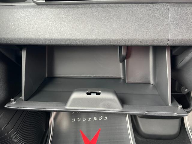 Ｎ－ＢＯＸカスタム ベースグレード　届出済未使用車　片側電動スライドドア　スマートキー　衝突被害軽減ブレーキ　電動格納ドアミラー　ＬＥＤヘッドライト　シートヒーター　バックカメラ　アルミホイール　ベンチシート　コーナーセンサー（20枚目）