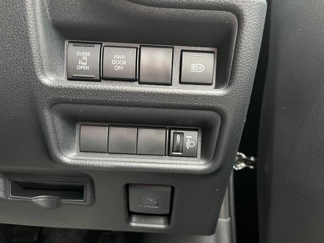 シエンタ ハイブリッドX 登録済未使用車 片側電動スライドドア 衝突被害軽減ブレーキ コーナーセンサー スマートキー アダクティブクルーズコントロール LEDヘッドライト 電動格納ドアミラー 3列シート7人乗り(18枚目)