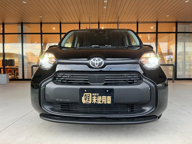 シエンタ ハイブリッドX 登録済未使用車 片側電動スライドドア 衝突被害軽減ブレーキ コーナーセンサー スマートキー アダクティブクルーズコントロール LEDヘッドライト 電動格納ドアミラー 3列シート7人乗り(6枚目)