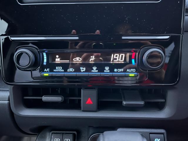 シエンタ ハイブリッドX 登録済未使用車 片側電動スライドドア 衝突被害軽減ブレーキ コーナーセンサー スマートキー アダクティブクルーズコントロール LEDヘッドライト 電動格納ドアミラー 3列シート7人乗り(13枚目)