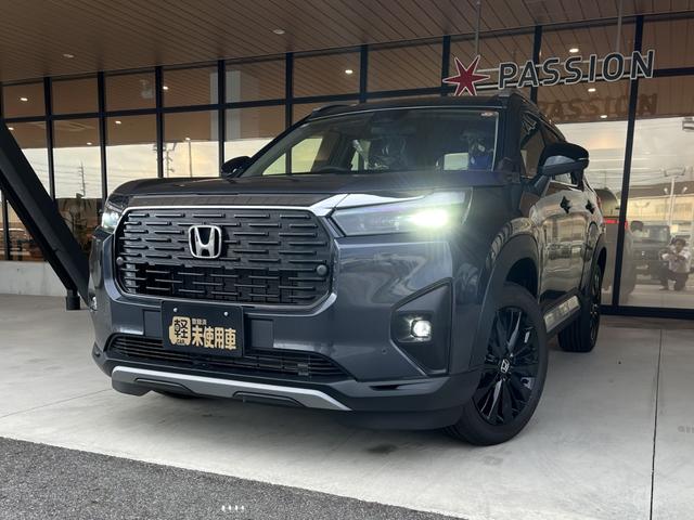 ＷＲ－Ｖ Ｚ＋　ブラックスタイル　登録済未使用車　衝突被害軽減ブレーキ　コーナーセンサー　電動格納ドアミラー　専用インテリア・エクステリア　アルミホイール　ＬＥＤヘッドライト　アダクティブクルーズコントロール　ルーフレール（4枚目）