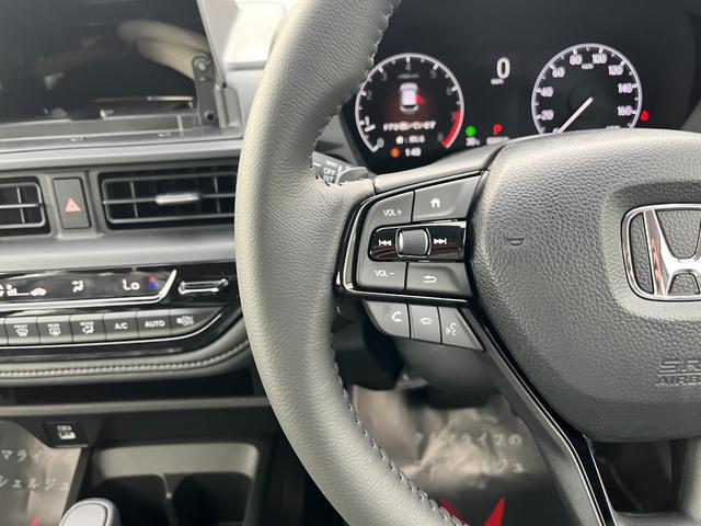 ＷＲ－Ｖ Ｚ＋　ブラックスタイル　登録済未使用車　衝突被害軽減ブレーキ　コーナーセンサー　電動格納ドアミラー　専用インテリア・エクステリア　アルミホイール　ＬＥＤヘッドライト　アダクティブクルーズコントロール　ルーフレール（16枚目）