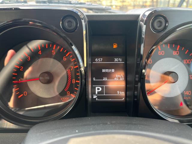 ジムニー XC 届出済未使用車 衝突被害軽減ブレーキ コーナーセンサー スマートキー シートヒーター クルーズコントロール アイドリングストップ LEDヘッドライト アルミホイール 電動格納ドアミラー オートエアコン(14枚目)