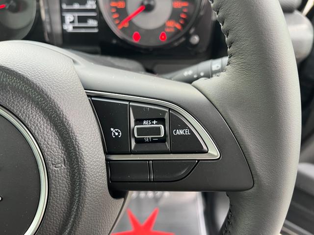 ジムニー XC 届出済未使用車 衝突被害軽減ブレーキ コーナーセンサー スマートキー シートヒーター クルーズコントロール アイドリングストップ LEDヘッドライト アルミホイール 電動格納ドアミラー オートエアコン(17枚目)