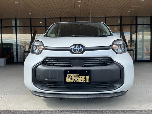 シエンタ ハイブリッドX 登録済未使用車 片側電動スライドドア 衝突被害軽減ブレーキ コーナーセンサー スマートキー アダクティブクルーズコントロール LEDヘッドライト 電動格納ドアミラー 3列シート7人乗り(6枚目)