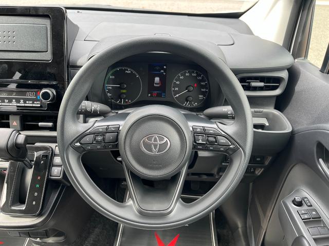 シエンタ ハイブリッドX 登録済未使用車 片側電動スライドドア 衝突被害軽減ブレーキ コーナーセンサー スマートキー アダクティブクルーズコントロール LEDヘッドライト 電動格納ドアミラー 3列シート7人乗り(15枚目)