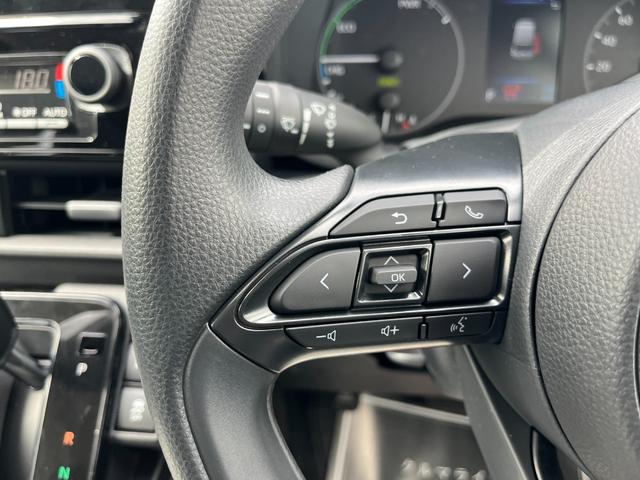 シエンタ ハイブリッドX 登録済未使用車 片側電動スライドドア 衝突被害軽減ブレーキ コーナーセンサー スマートキー アダクティブクルーズコントロール LEDヘッドライト 電動格納ドアミラー 3列シート7人乗り(16枚目)