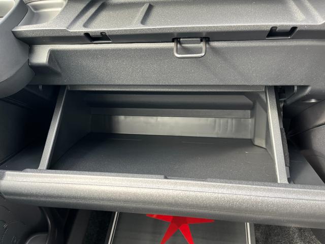 シエンタ ハイブリッドX 登録済未使用車 片側電動スライドドア 衝突被害軽減ブレーキ コーナーセンサー スマートキー アダクティブクルーズコントロール LEDヘッドライト 電動格納ドアミラー 3列シート7人乗り(20枚目)