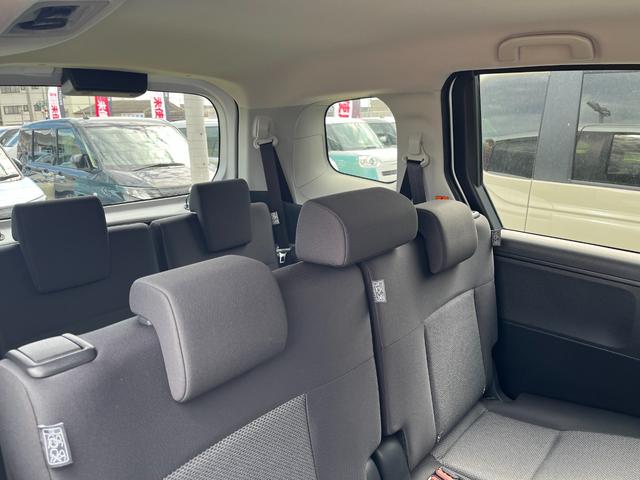 シエンタ ハイブリッドX 登録済未使用車 片側電動スライドドア 衝突被害軽減ブレーキ コーナーセンサー スマートキー アダクティブクルーズコントロール LEDヘッドライト 電動格納ドアミラー 3列シート7人乗り(22枚目)