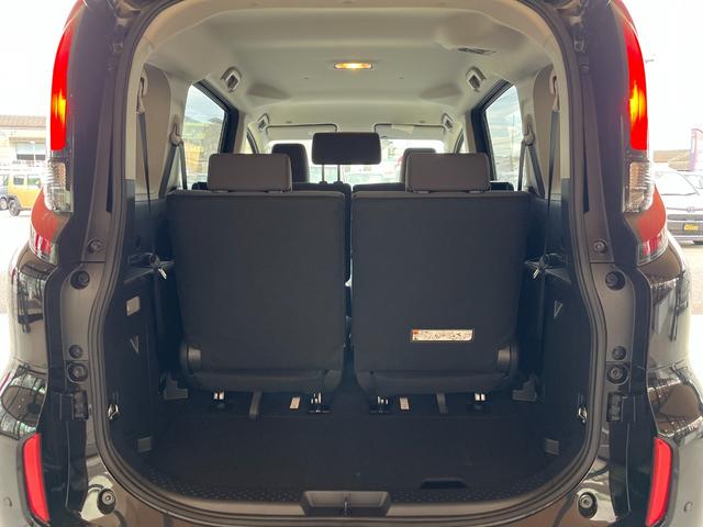 シエンタ ハイブリッドX 登録済未使用車 片側電動スライドドア 衝突被害軽減ブレーキ コーナーセンサー スマートキー アダクティブクルーズコントロール LEDヘッドライト 電動格納ドアミラー 3列シート7人乗り(11枚目)