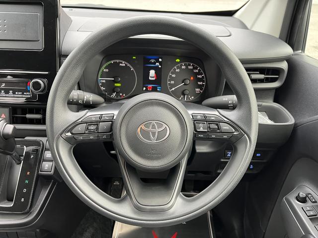 シエンタ ハイブリッドX 登録済未使用車 片側電動スライドドア 衝突被害軽減ブレーキ コーナーセンサー スマートキー アダクティブクルーズコントロール LEDヘッドライト 電動格納ドアミラー 3列シート7人乗り(15枚目)