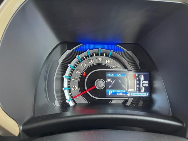 ハスラー ハイブリッドＧ　衝突被害軽減ブレーキ　コーナーセンサー　スマートキー　アダクティブクルーズコントロール　シートヒーター　アイドリングストップ　電動格納ドアミラー　オートエアコン　オートライト（13枚目）