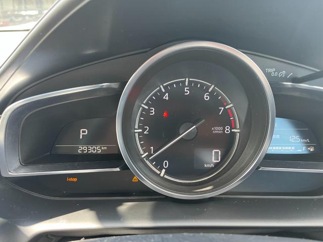 ★２００名以上のスタッフで対応★　各専門店に専門のスタッフを配置する事でお客様に合ったアドバイスをさせて頂きます。女性スタッフも多数在籍していますので、女性の方でも安心してご来店ください！！