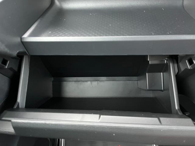 タント カスタムＸ　届出済未使用車　両側電動スライドドア　衝突被害軽減ブレーキ　コーナーセンサー　スマートキー　シートヒーター　アイドリングストップ　バックカメラ　アルミホイール　ＬＥＤヘッドライト　電動格納ドアミラー（19枚目）