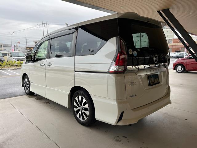 セレナ ハイウェイスター　ＶセレクションＩＩ　車検８年７月　両側電動スライドドア　日産純正ナビゲーション　コーナーセンサー　アダクティブクルーズコントロール　アラウンドビューモニター　アイドリングストップ　ＬＥＤヘッドライト　アルミホイール（10枚目）