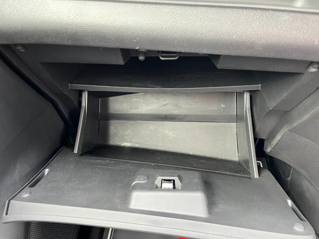 セレナ ハイウェイスター　ＶセレクションＩＩ　車検８年７月　両側電動スライドドア　日産純正ナビゲーション　コーナーセンサー　アダクティブクルーズコントロール　アラウンドビューモニター　アイドリングストップ　ＬＥＤヘッドライト　アルミホイール（21枚目）