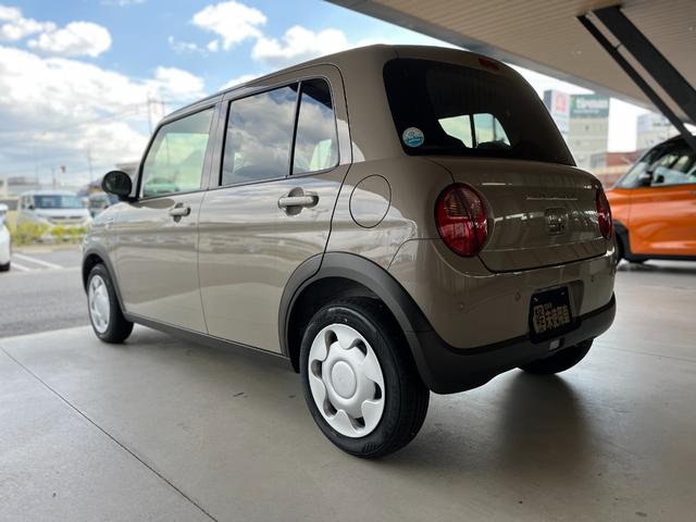 アルトラパン ハイブリッドＧ　新型車両　衝突被害軽減ブレーキ　コーナーセンサー　スマートキー　アイドリングストップ　シートヒーター　電動格納ドアミラー　マニュアルエアコン　パワーウインドウ　ベンチシート　横滑り防止機能（10枚目）