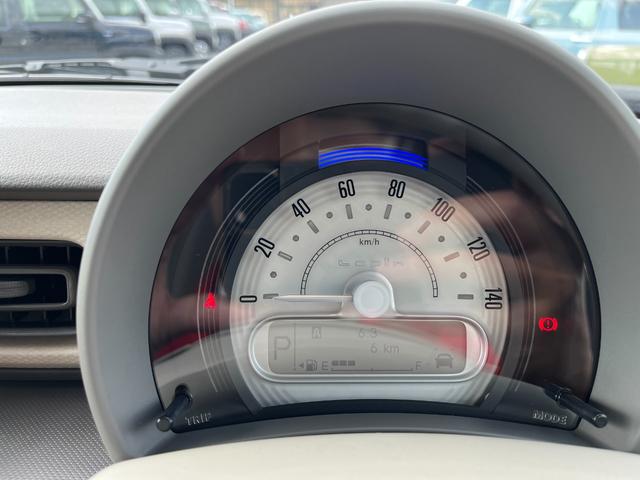 アルトラパン ハイブリッドＧ　新型車両　衝突被害軽減ブレーキ　コーナーセンサー　スマートキー　アイドリングストップ　シートヒーター　電動格納ドアミラー　マニュアルエアコン　パワーウインドウ　ベンチシート　横滑り防止機能（14枚目）