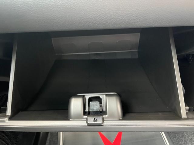 ワゴンR FX 届出済未使用車 衝突被害軽減ブレーキ コーナーセンサー スマートキー シートヒーター 電動格納ドアミラー セキュリティアラーム 横滑り防止機能 ベンチシート オートエアコン パワーウインドウ(19枚目)