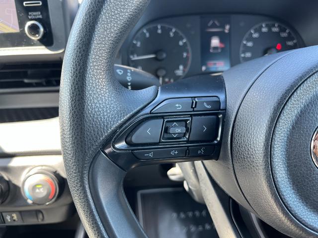 ヤリス X 車検2年 衝突被害軽減ブレーキ コーナーセンサー スマートキー LEDヘッドライト ディスプレイオーディオ バックカメラ ETC 電動格納ドアミラー マニュアルエアコン パワーウインドウ(16枚目)