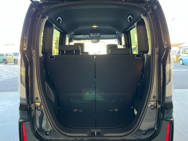 Ｎ－ＢＯＸカスタム ベースグレード　届出済未使用車　片側電動スライドドア　スマートキー　衝突被害軽減ブレーキ　電動格納ドアミラー　ＬＥＤヘッドライト　シートヒーター　バックカメラ　アルミホイール　ベンチシート　コーナーセンサー（11枚目）